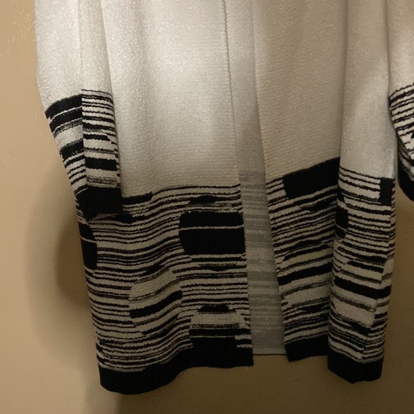 Travelers Collection by Chicos long tunic - Picture 7 of 13